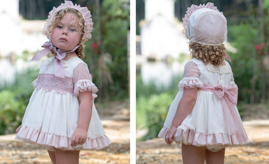 Tips on How to Dress Your Baby for a Wedding