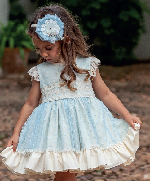 Top Tips for Dressing Children at a Beach Wedding